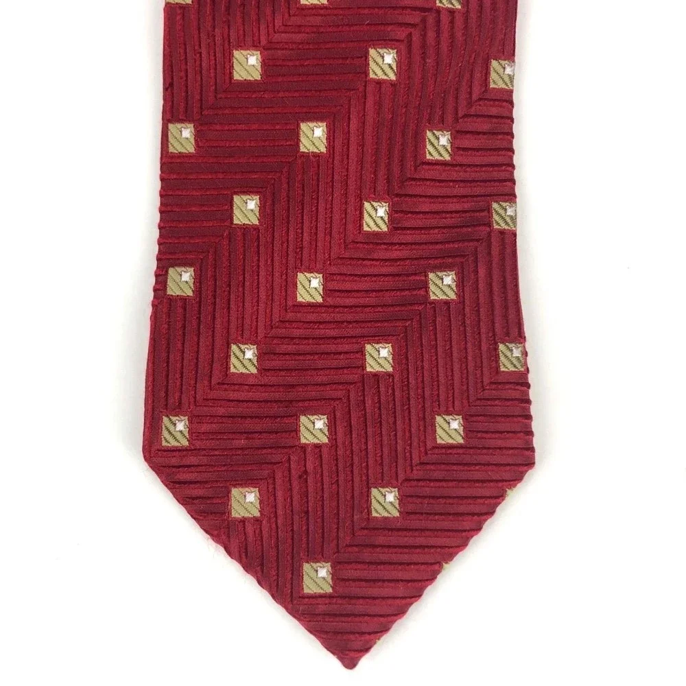 ERMENEGILDO ZEGNA Italy Red 100% Silk Geometric Tie w/ Beige Squares Design 59